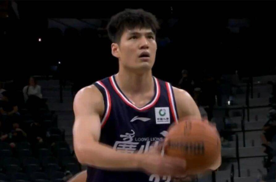 今晨突围战来临，广州队围绕NBA季后赛伤情更新，震撼外界，资深球员宣示担当的简单介绍