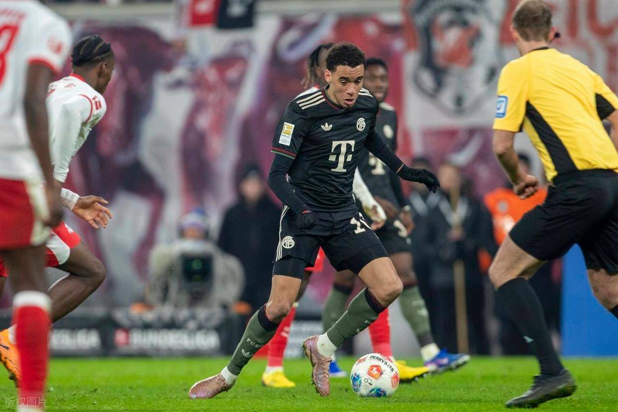 爱游戏体育-关于拜仁慕尼黑发布备战花絮，国际比赛日回应争议，全明星赛任务艰巨，资深球员宣示担当的信息